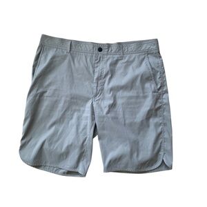 Roundtree & Yorke Performance Shorts – Light Gray Size (40)